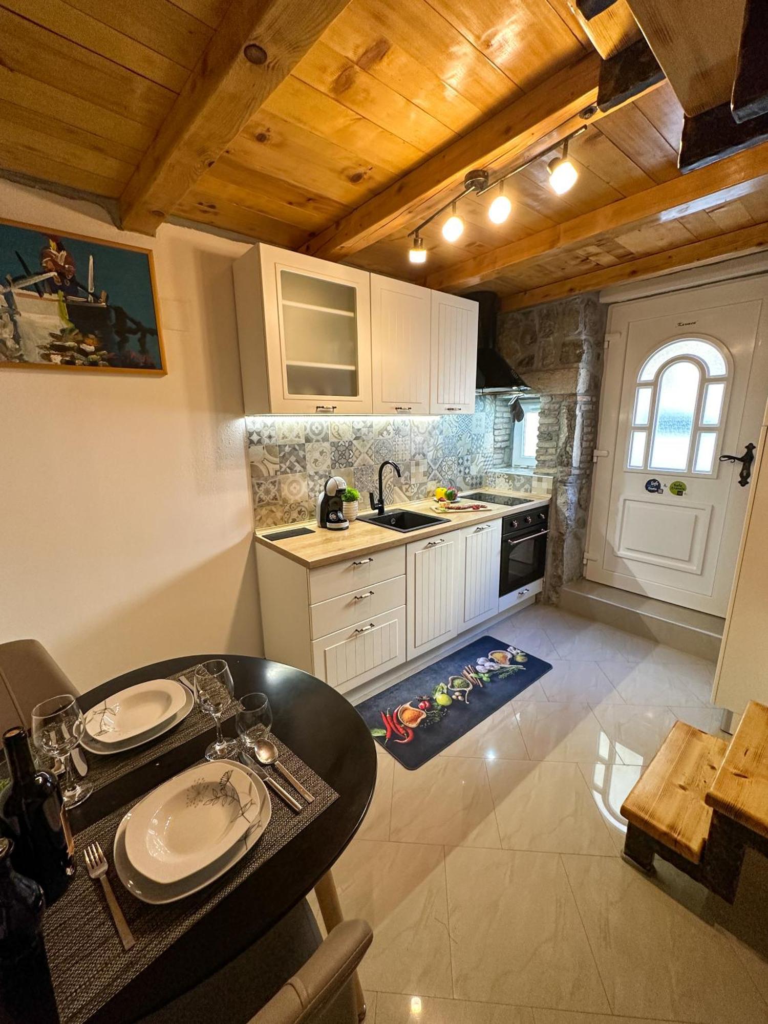 Villa Volos Apartment Karmen With Roof Terrace, Sea View, Free Private Parking Opatija Exterior foto